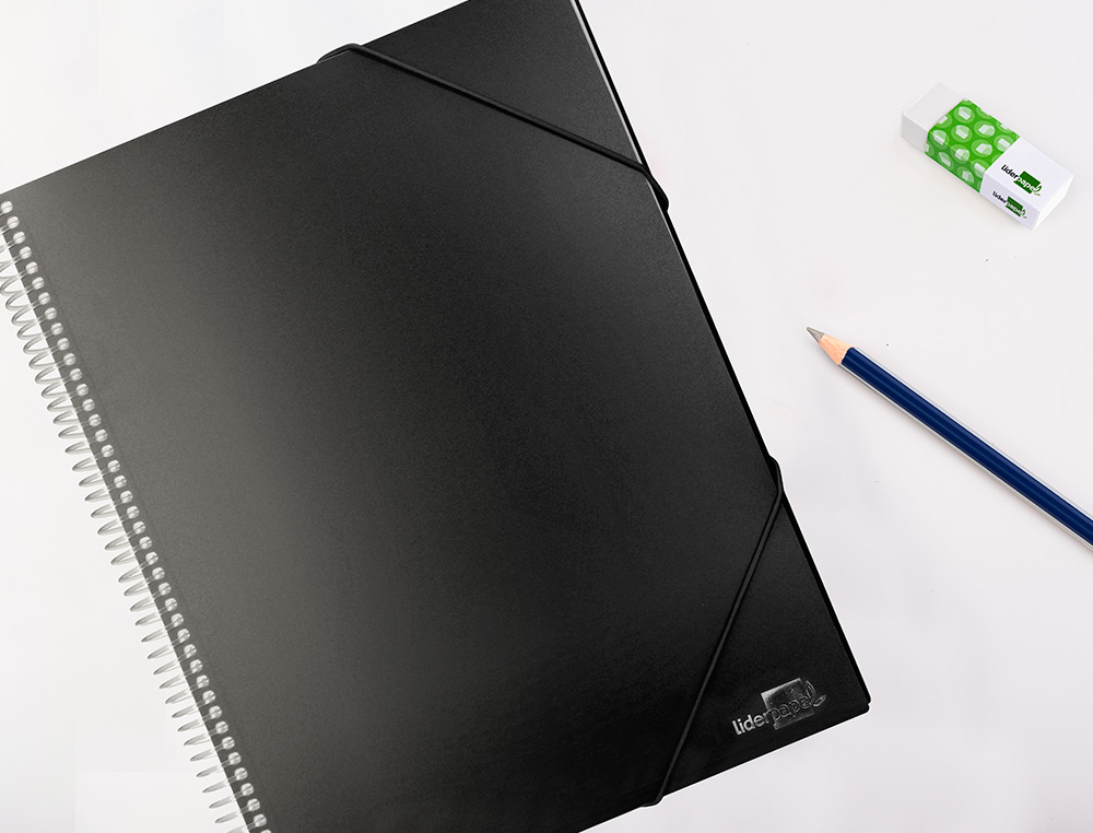 CARPETA LIDERPAPEL ESCAPARATE CON ESPIRAL 20 FUNDAS POLIPROPILENO DIN A5 NEGRO OPACO