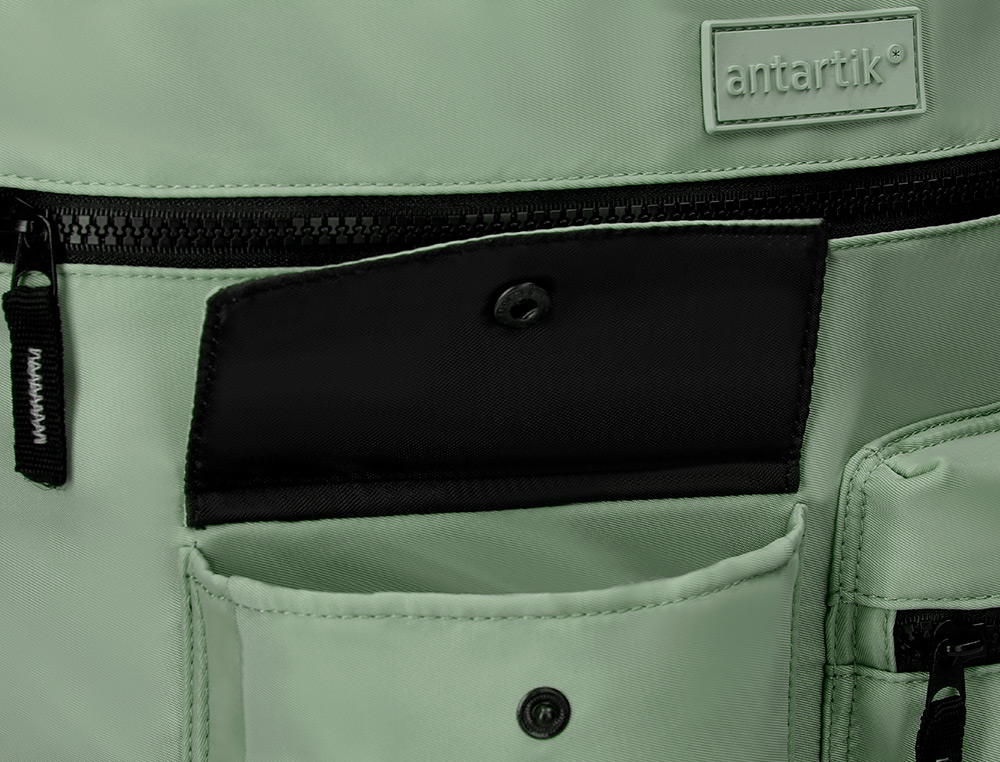 MOCHILA ANTARTIK BOLSO FLIP BAG CON ACOLCHADO PARA PORTATIL 15'' VERDE 400X120X390 MM