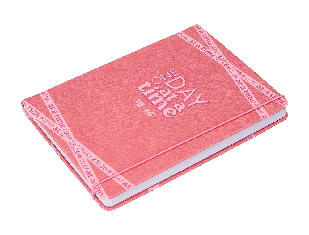 AGENDA ESCOLAR ANTARTIK 25-26 ENCUADERNADA GO! SIMIL PIEL ROSA SEMANA VISTA A5 BILINGÜE PAPEL FSC 80 GR