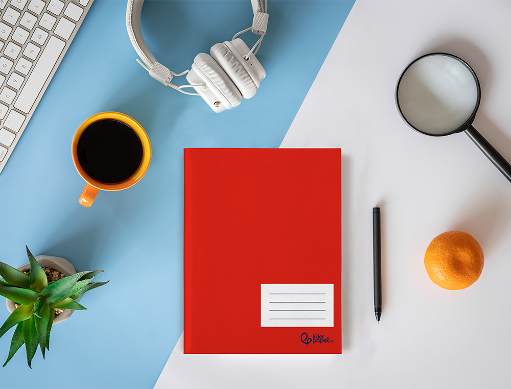 LIBRETA LIDERPAPEL SMART A5 PLUS 32 HOJAS 75GR CUADRO 4MM CON MARGEN