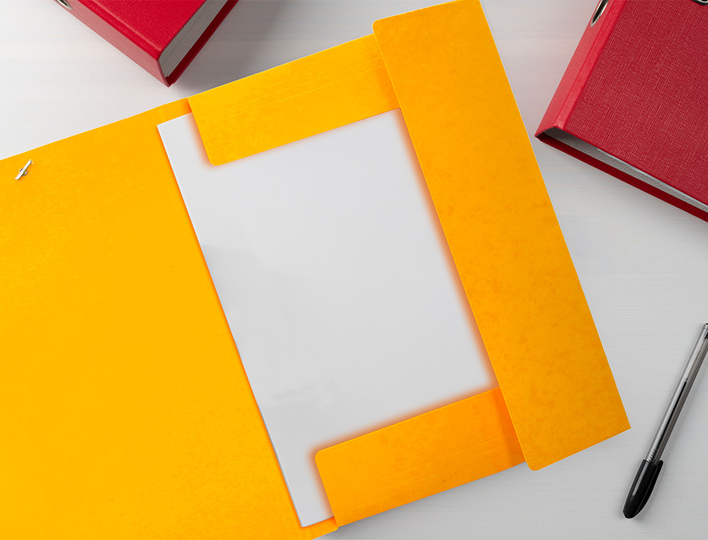 CARPETA LIDERPAPEL GOMAS TRES SOLAPAS CARTON SIMIL PRESPAN A3 COLOR AMARILLO