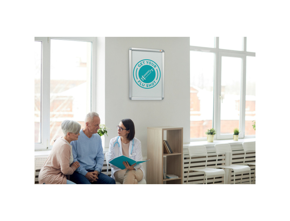 VITRINA DE ANUNCIOS NOBO CON MARCO DE ALUMINIO A PRESION PREMIUM PLUS PARA EXTERIOR DIN A1 650X900X17 MM